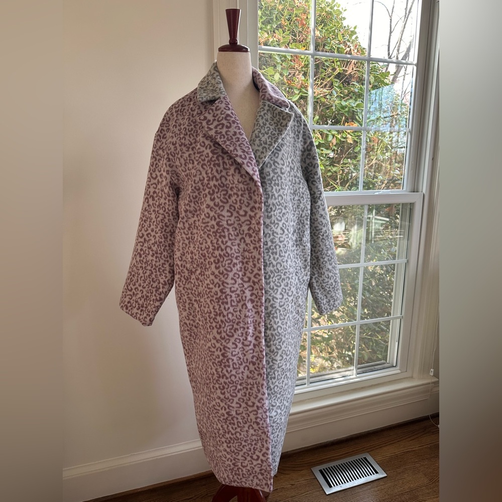 ASOS DESIGN PETITE Mix Gray Pink Leopard Cheetah Animal Print Brushed Coat - Picture 10 of 14